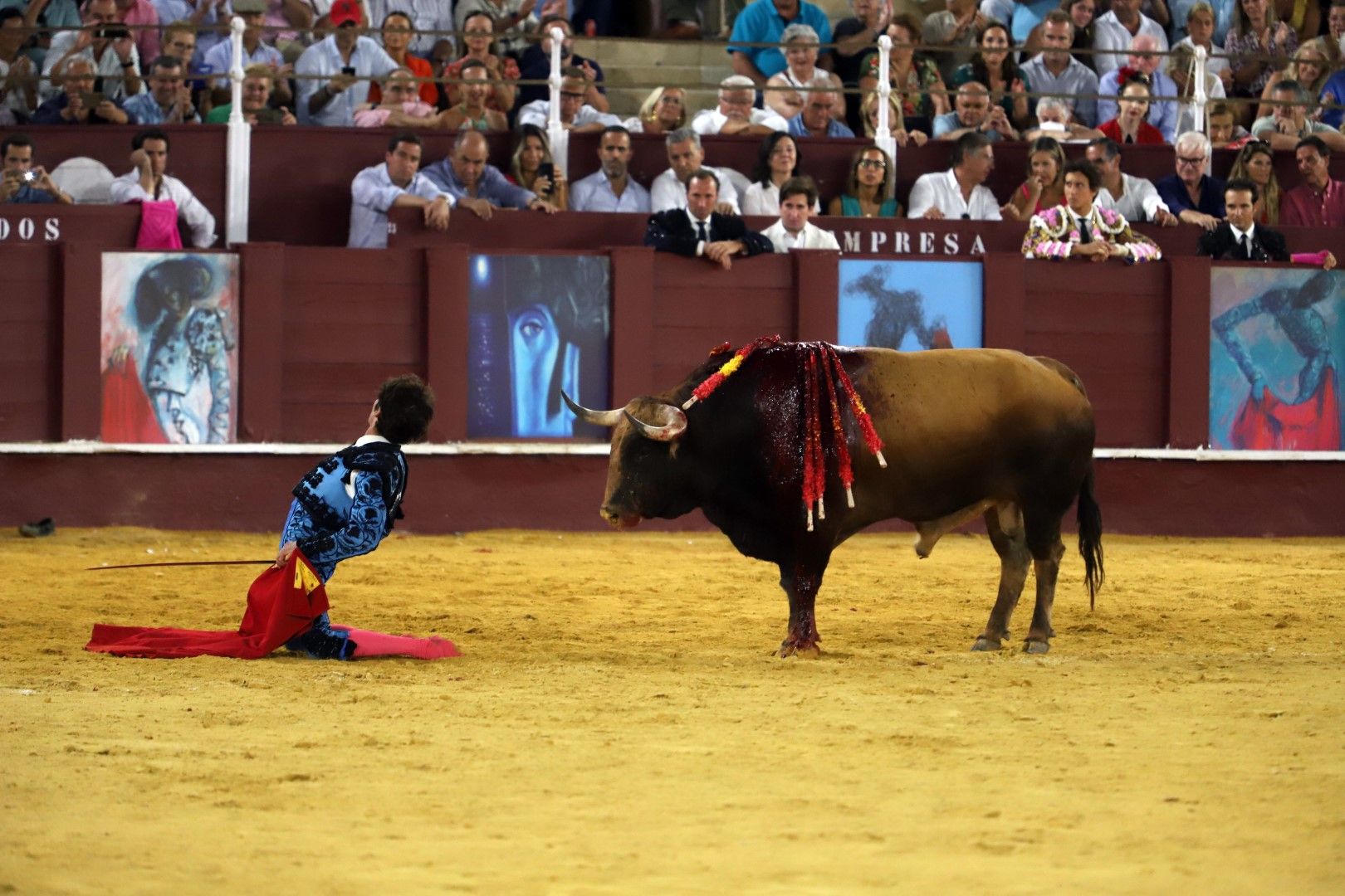 Roca Rey desata la locura en la "Picassiana" de Málaga