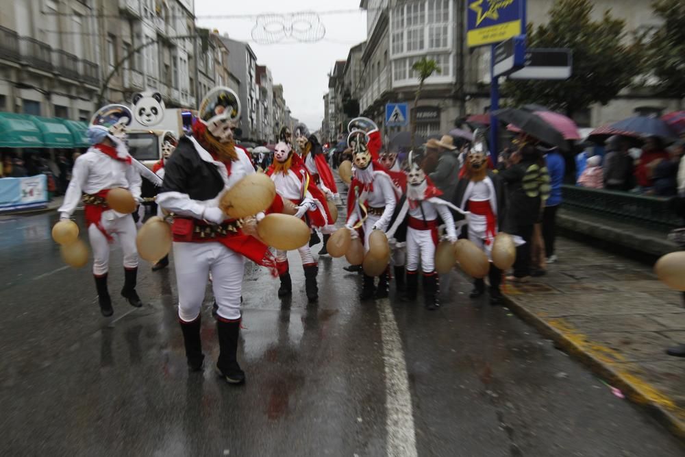 Entroido en Ourense 2016 | El Entroido vence al mal tiempo en Verín, A Valenzá o Cartelle