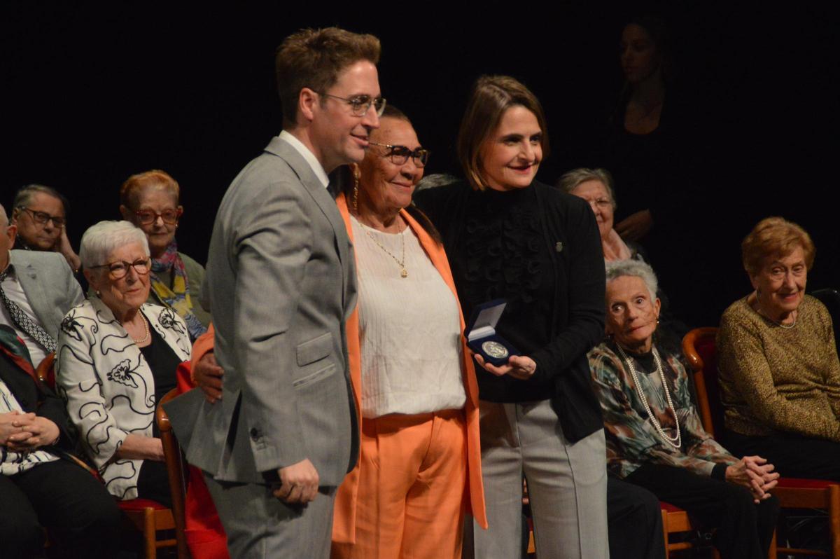 Figueres homenatja la generació de 1936 amb la medalla de les Fires