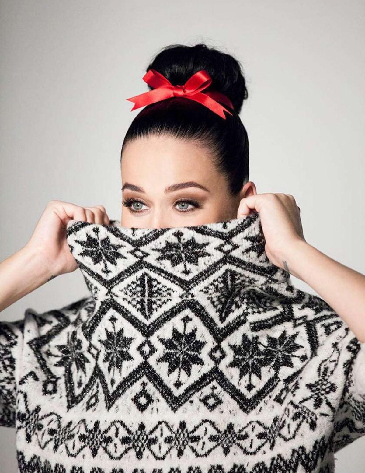 Katy Perry con jersey estampado para H&M