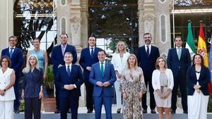 Toma de posesión de los nuevos consejeros del Gobierno andaluz. / MANUEL MURILLO