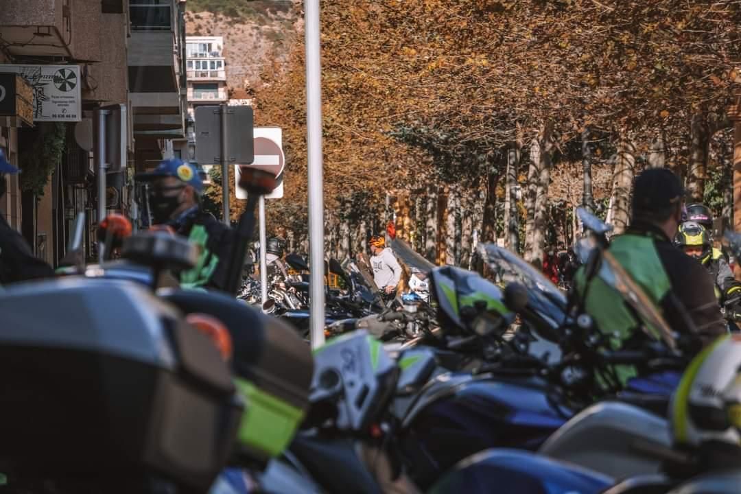 Los Reyes Magos en Orihuela también son moteros