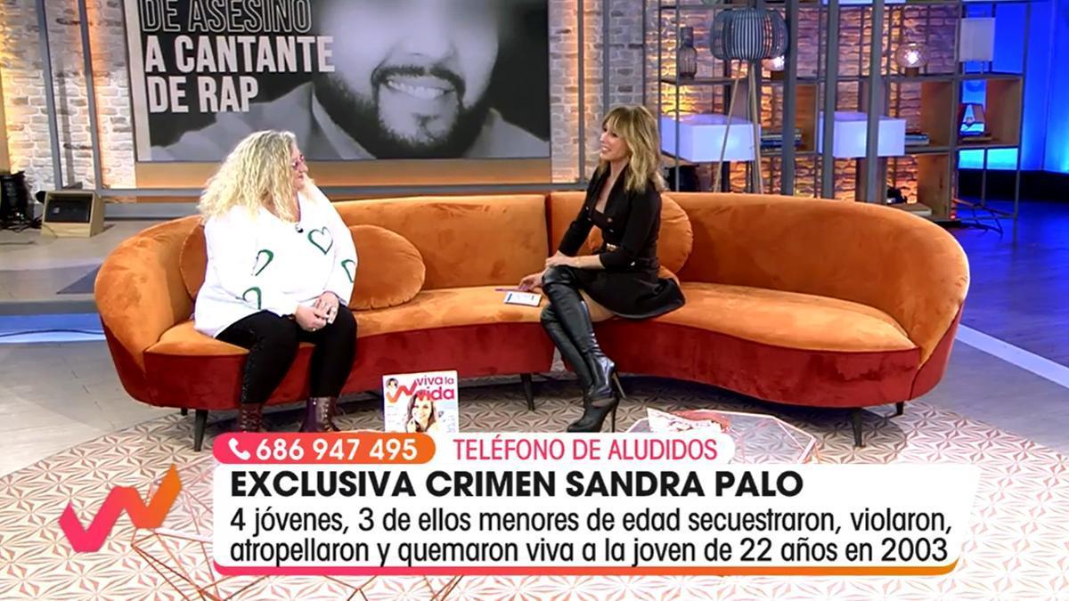 La mare de Sandra Palo reclamant justícia
