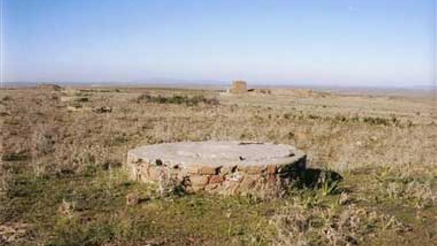 Cultura estudia declarar Bien de Interés Cultural el campo de concentración de Castuera