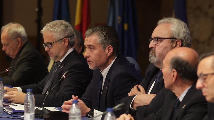 El Real Oviedo sale de números rojos con casi 7 millones de beneficio: estas son las cuentas del club azul