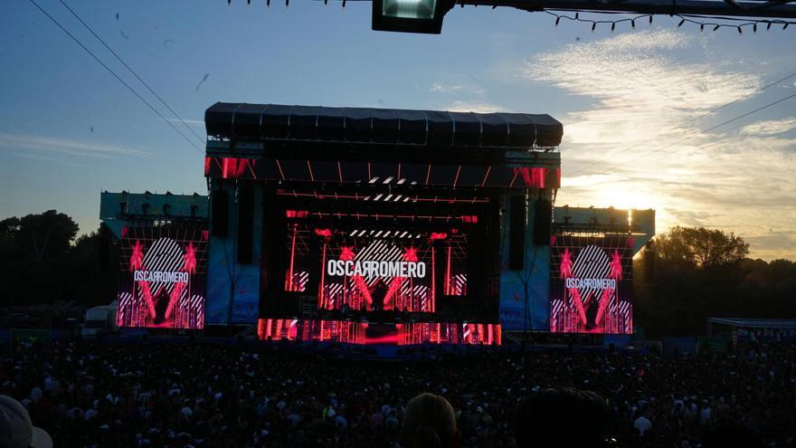 Música y fútbol comparten escenario en el Reggaeton Beach Festival