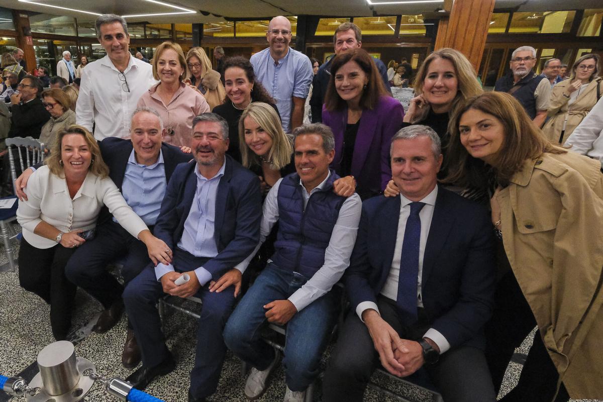 Pedro Sánchez, Pitty, gana la elecciones en el Real Club Náutico