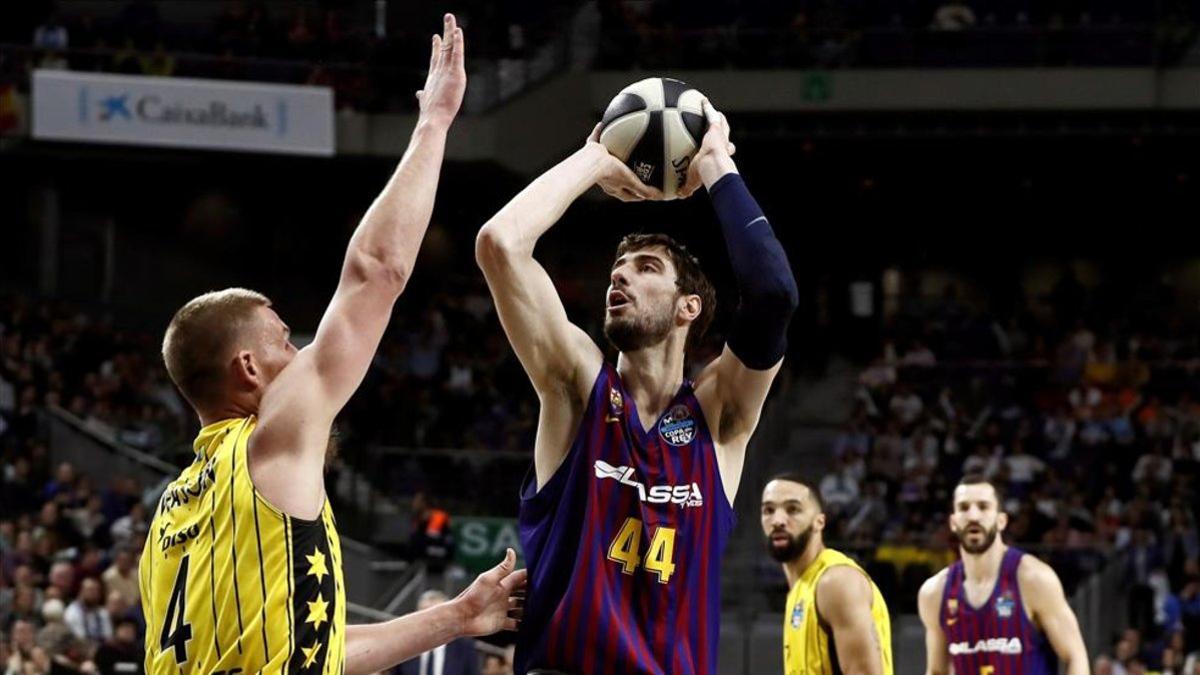 Tomic jugó un partido correcto ante el Tenerife