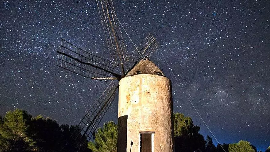Moli vell Formentera ver estrellas