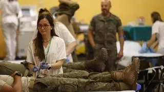 Los militares del MOE abren la maratón de donación de sangre y plasma en el MARQ de Alicante