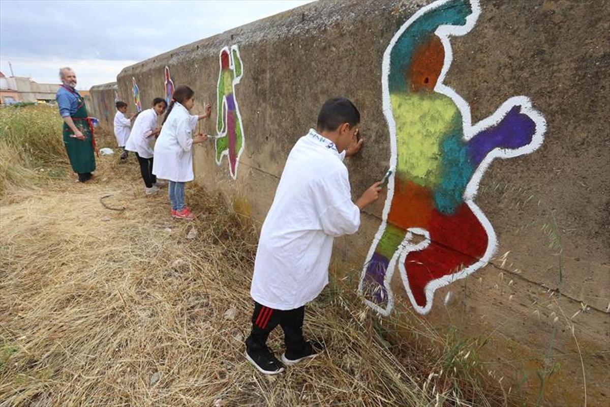 Un muro de unión con Colorines