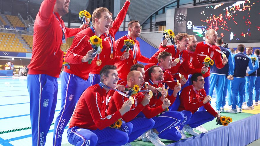 Serbia derrota a Grecia en la final masculina de waterpolo y revalida el oro