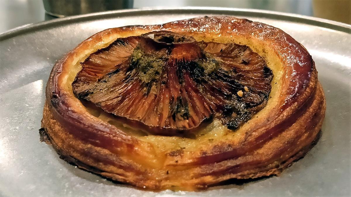 La danesa con 'rovellons' de 22:22 Cultura dulce.