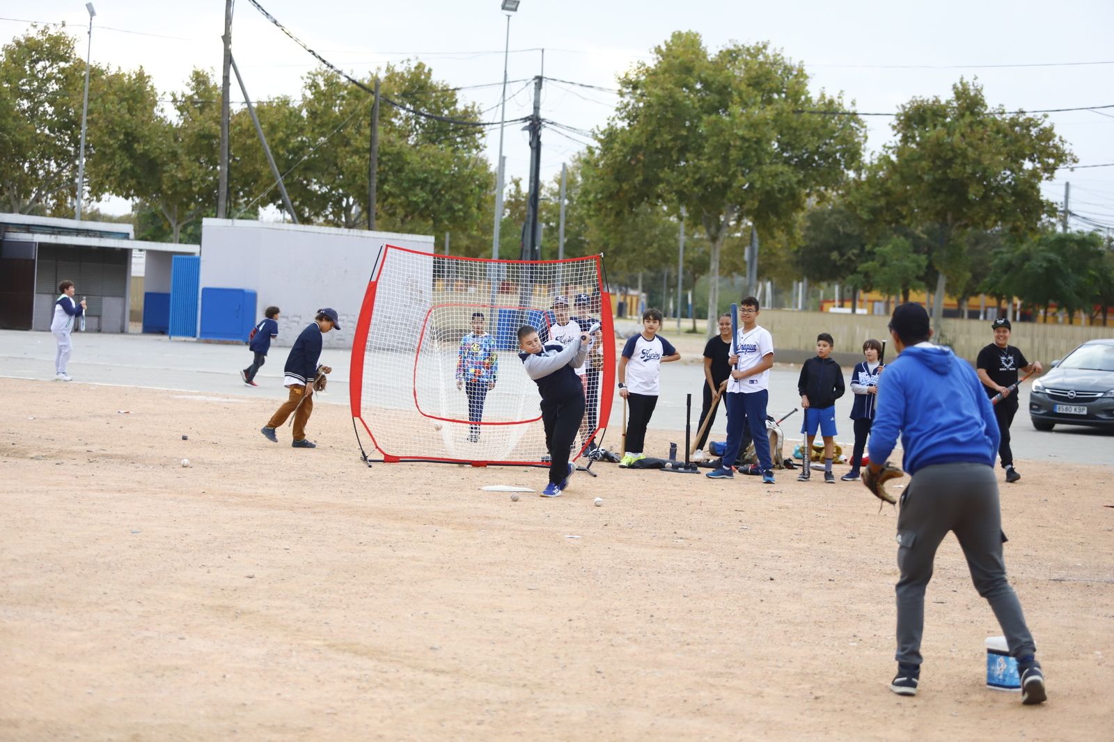 El béisbol une a cordobeses y migrantes en el club Kyrios