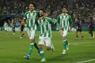 El Betis prolonga ante el Feyenoord su pleno en la Champions