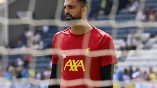 Mamardashvili reacciona al entrenamiento de Julen Agirrezabala