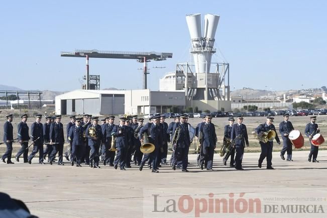 Homenaje al primer salto paracaidista militar en la Base Aérea de Alcantarilla