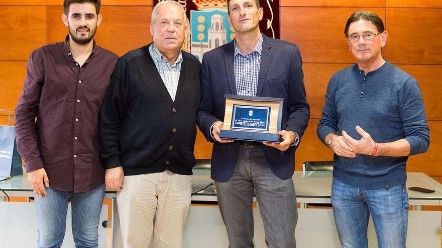 Homenaje a De La Fuente por su triunfo ciclista