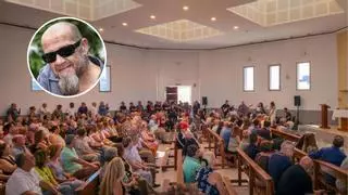Vídeo | Badajoz le da el adiós más musical al polifacético Gene García