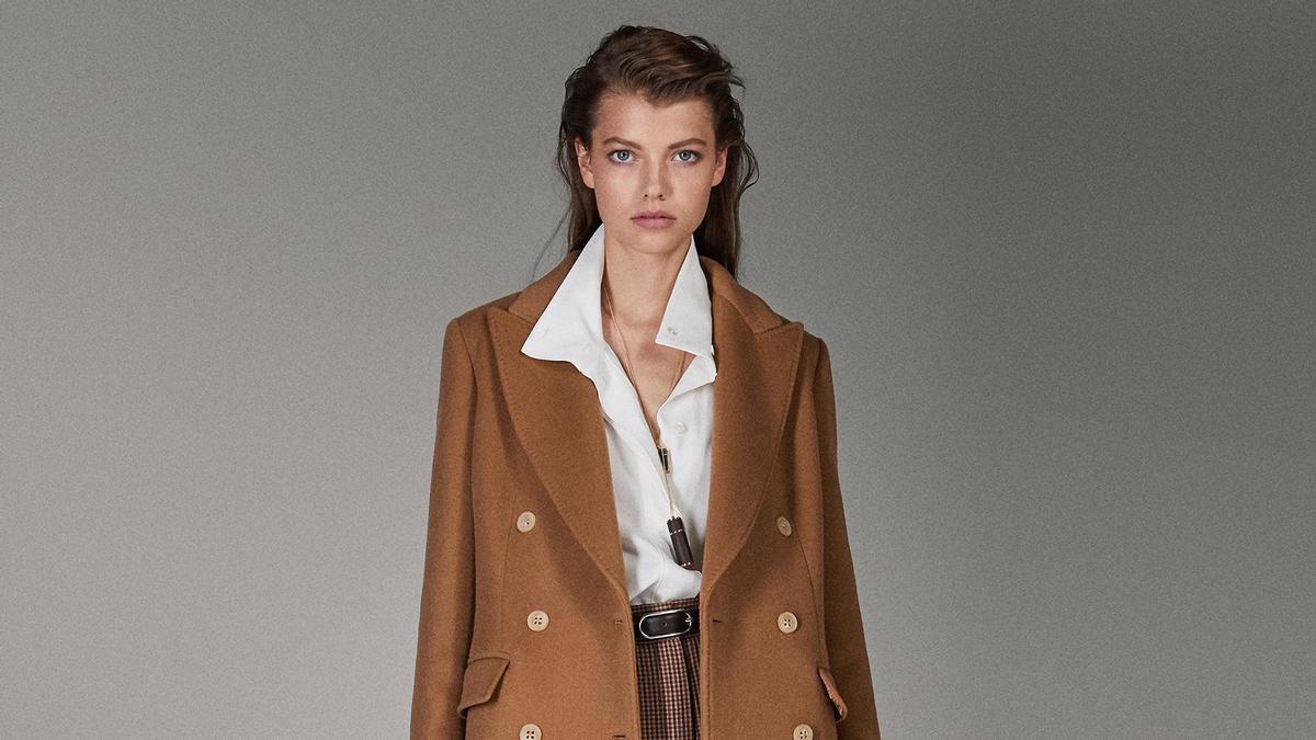 Abrigos de las rebajas de Massimo Dutti en los que deberías invertir