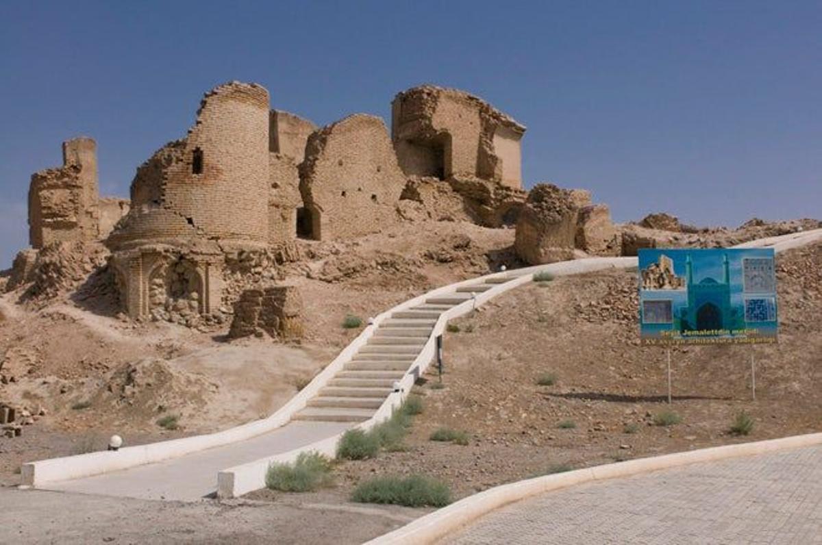 Ruinas de la mezquita Seyit Jemalettdin