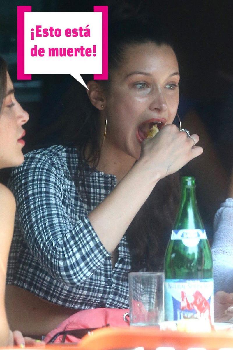 Bella Hadid adora comer, pero si es acompañada mucho mejor.