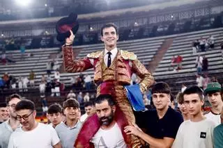 Samuel Navalón conquista su segunda puerta grande consecutiva en Valencia durante la Feria de Julio