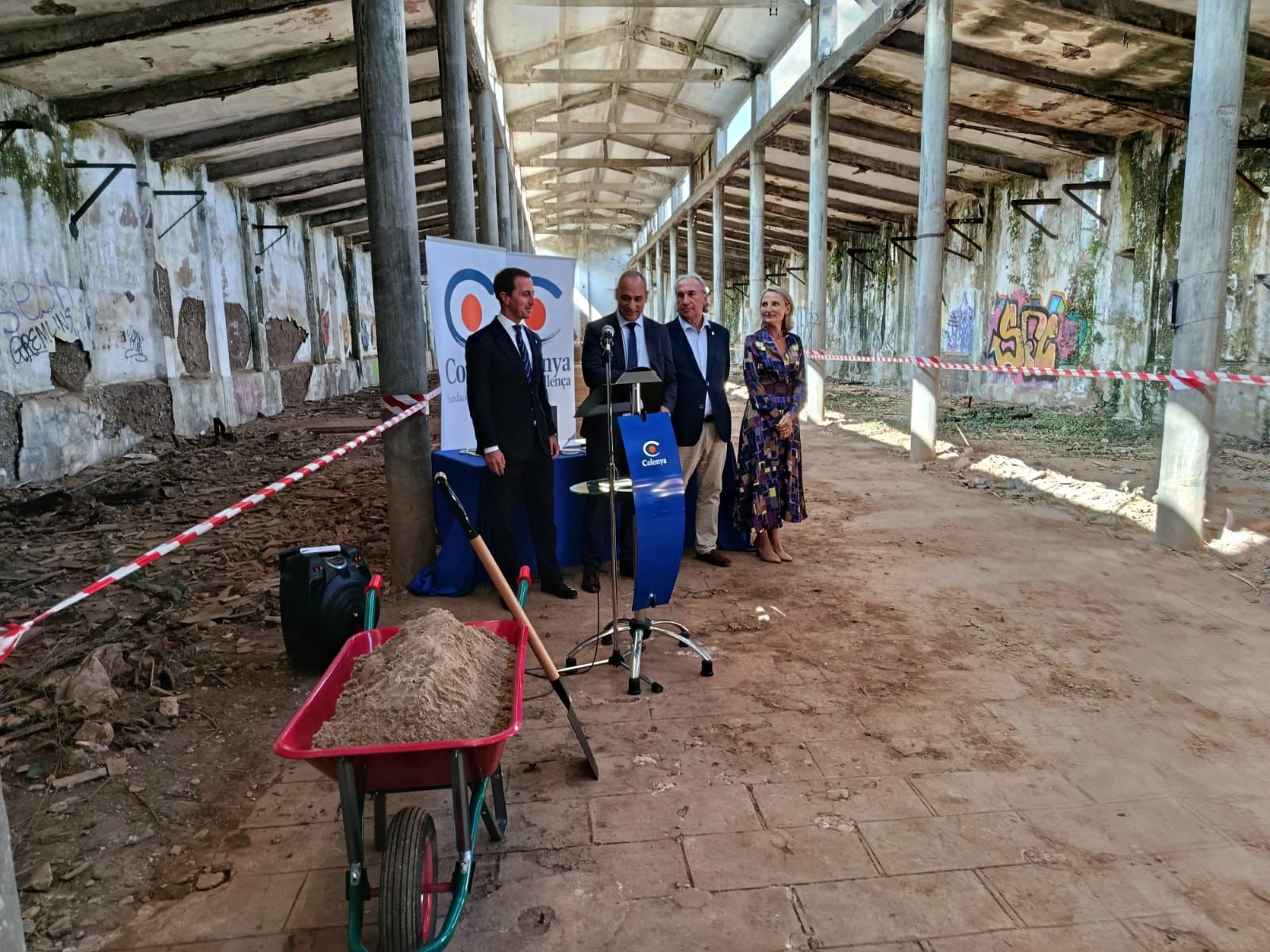 Las imágenes de la colocación de la primera piedra de Can Morató