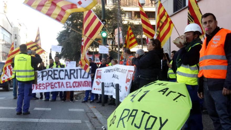 Empleats d&#039;Elecnor inicien una vaga contra els canvis en les condicions laborals