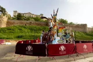 Las Hogueras se plantan en Toledo: así es el monumento de José Manuel García Esquiva “Pachi” para promocionar la Festa