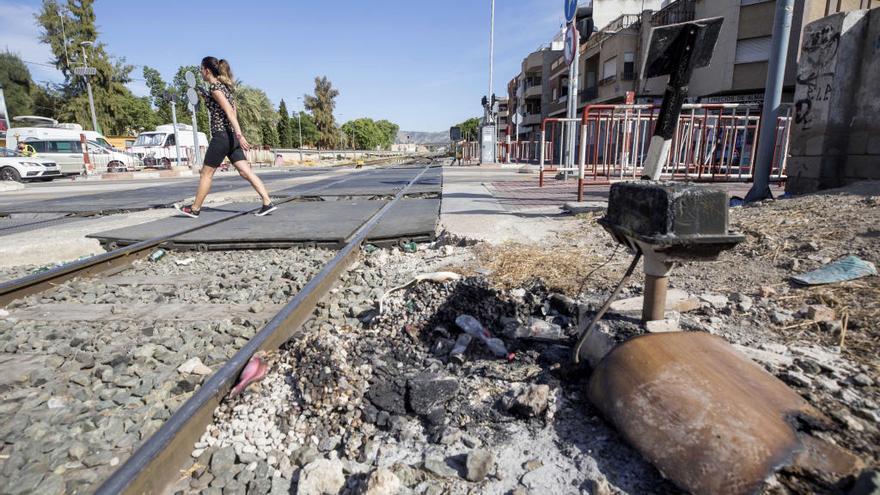 Daños en las vías del tren ocasionados el miércoles pasado.