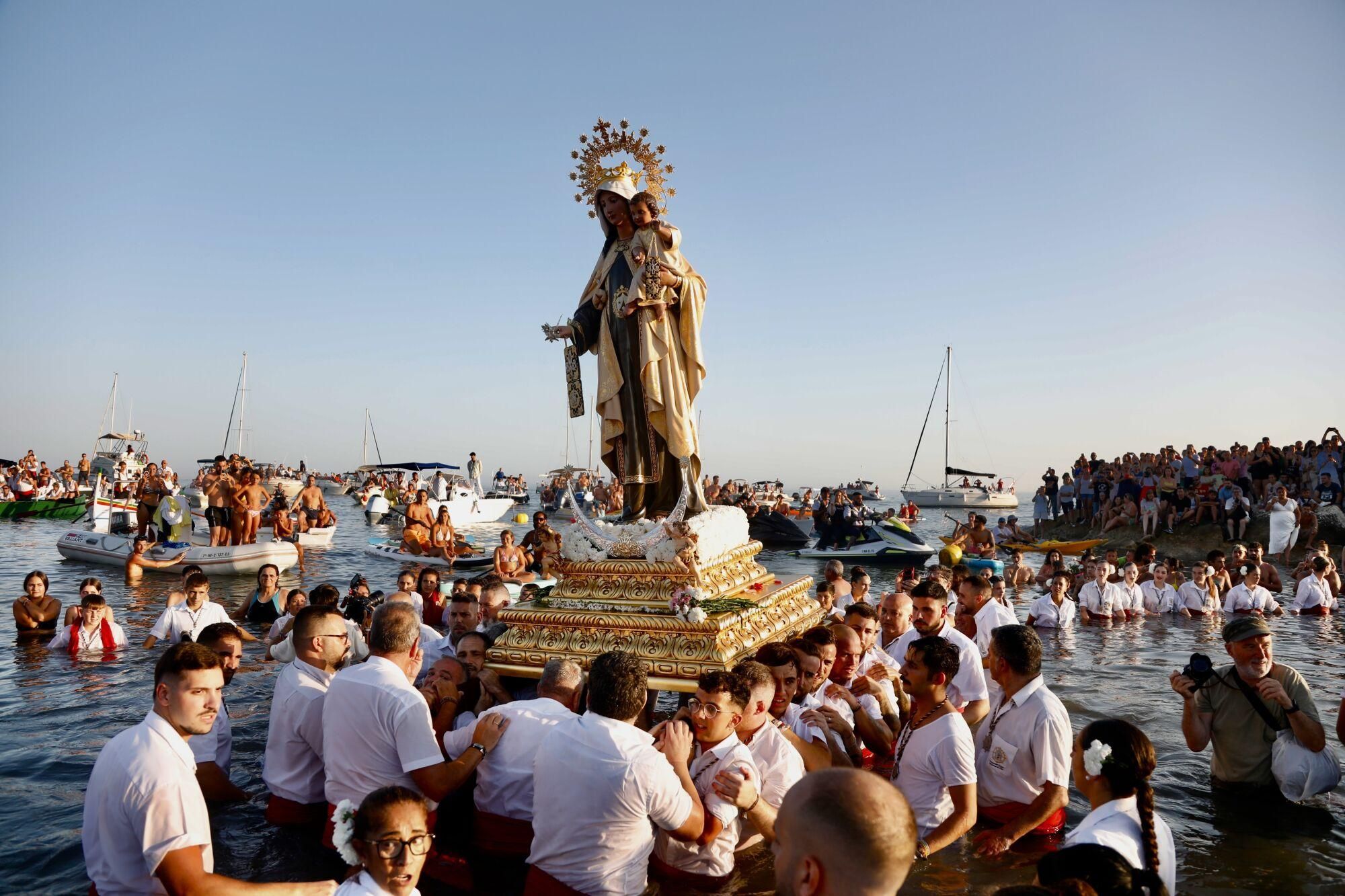 Procesión de la Virgen del Carmen de la barriada de El Palo
