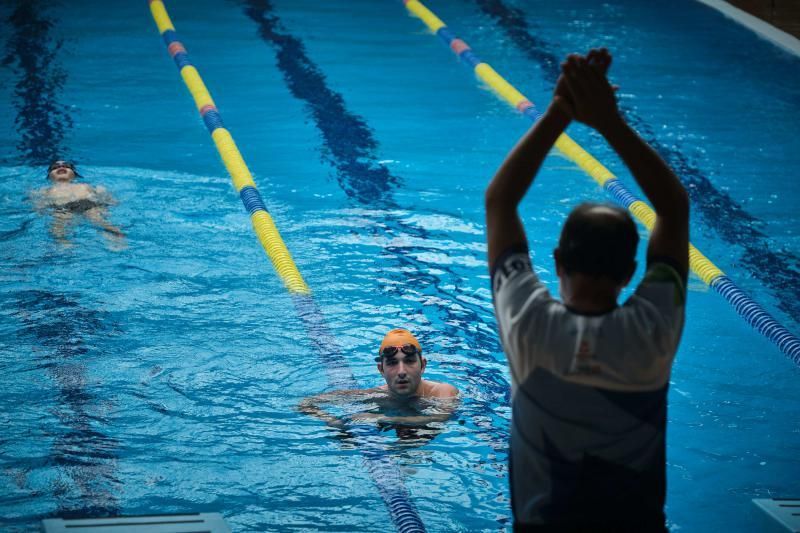 Apertura de la piscina de Santa Cruz  | 01/06/2020 | Fotógrafo: Andrés Gutiérrez Taberne