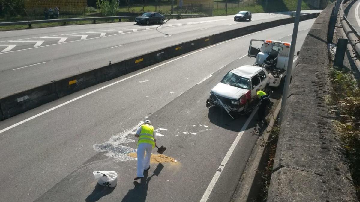 El vehículo accidentado. // J. Lores