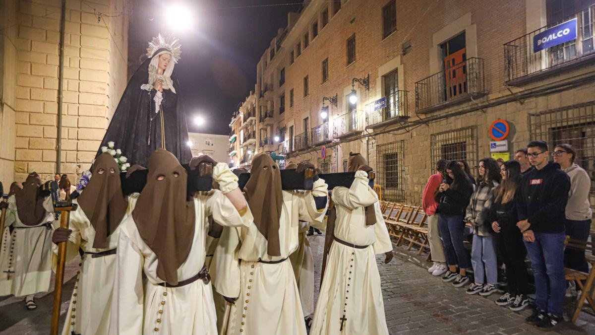 El Silencio y Cristo de la Buena Muerte por las calles de Orihuela