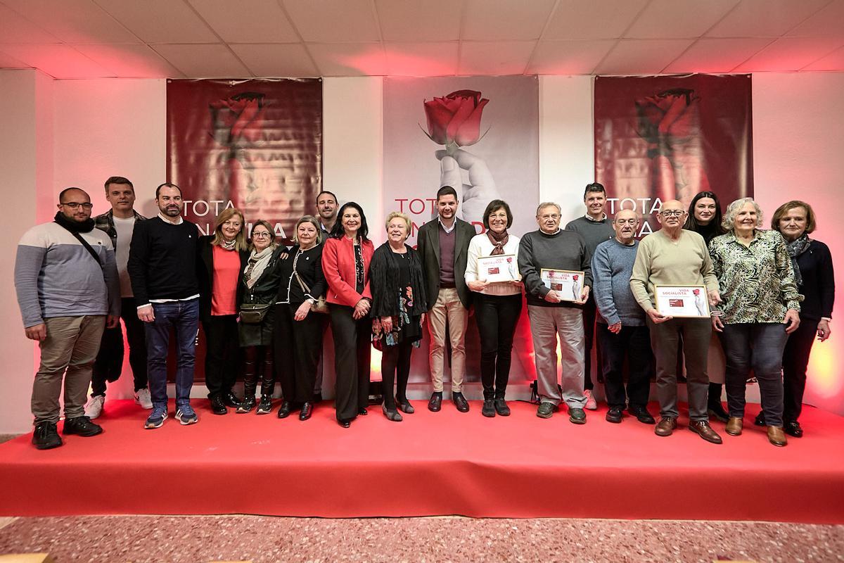 Una imagen del acto de homenaje a los históricos militantes socialistas de Gandia.