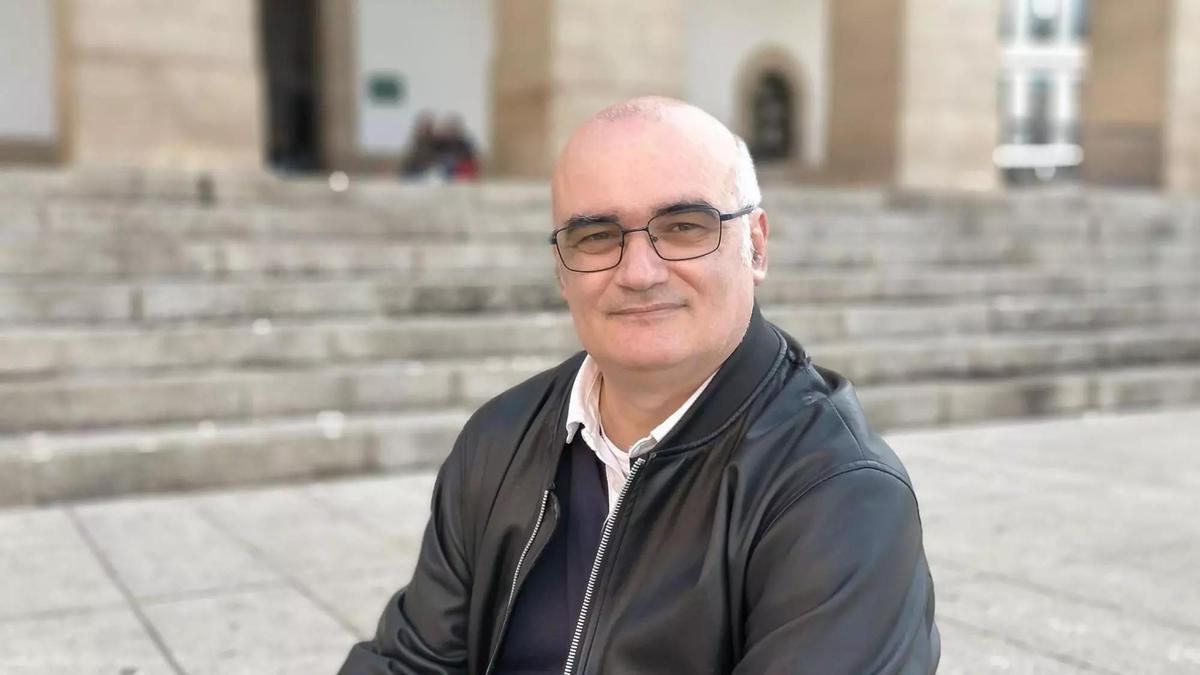 El candidato de UED-SYT a la Asamblea de Extremadura por la provincia de Cáceres, Óscar Pérez