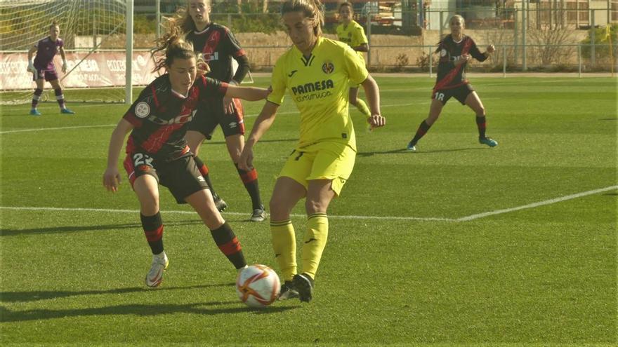 El Villarreal femenino fulmina al Rayo sobre la bocina y sigue fuera del descenso (1-0)