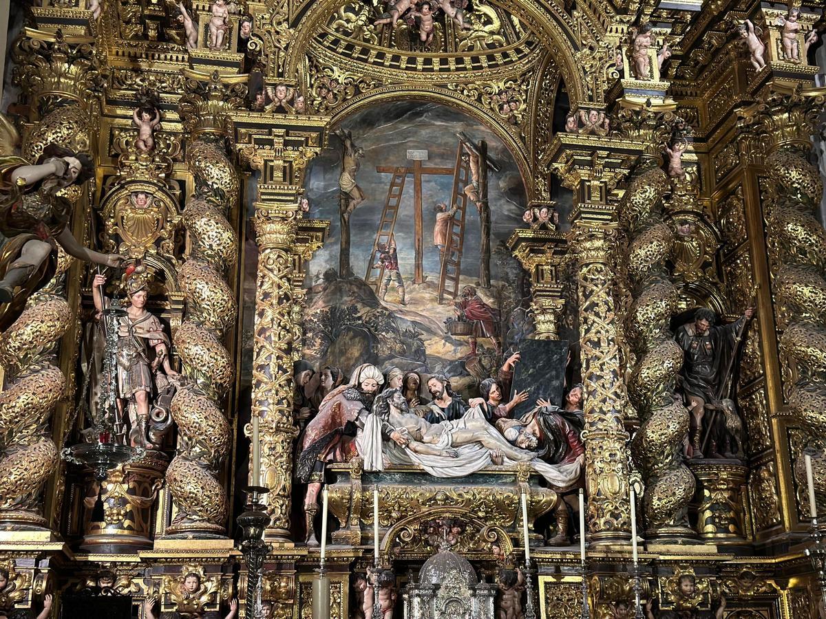 Retablo Mayor de Pedro Roldán, de los más destacados del barroco, en la Iglesia de la Caridad.