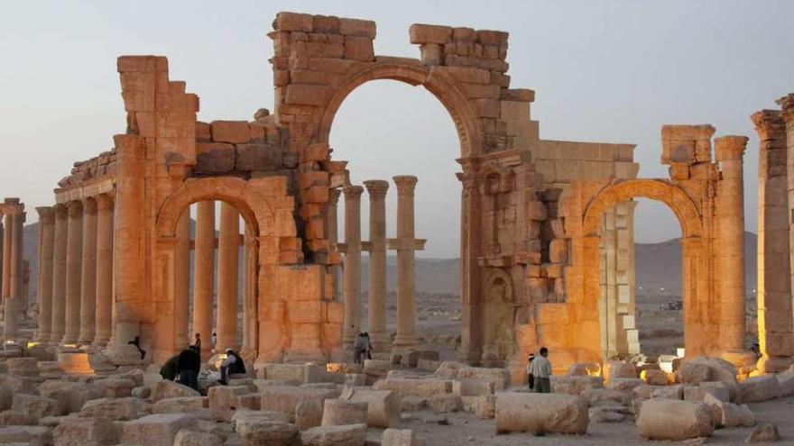 El arco del Triunfo de Palmira, antes de su destrucción. // Efe