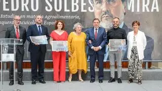 Un trabajo de la UCO sobre la mosca del olivo recibe el primer Premio Pedro Solbes Mira del Ministerio de Agricultura
