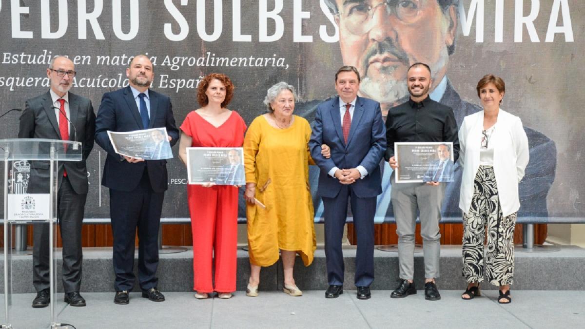 Acto de entrega del premio Pedro Solbes a los investigadores de la UCO.