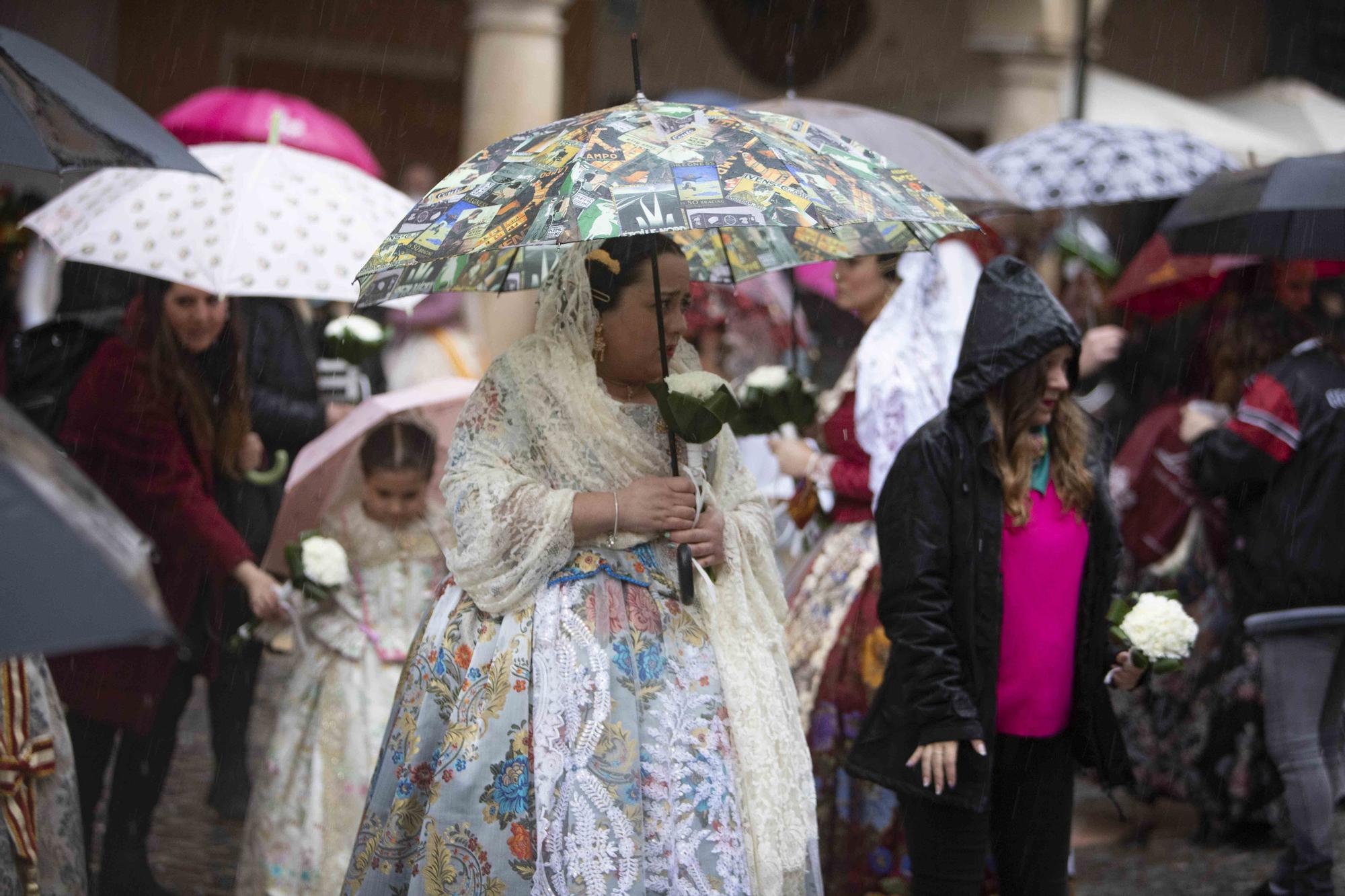 Una Ofrenda pasada por agua en Xàtiva