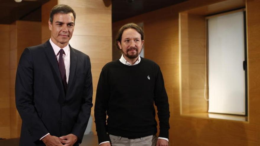 Iglesias amenaza a Sánchez con votar en contra en la investidura