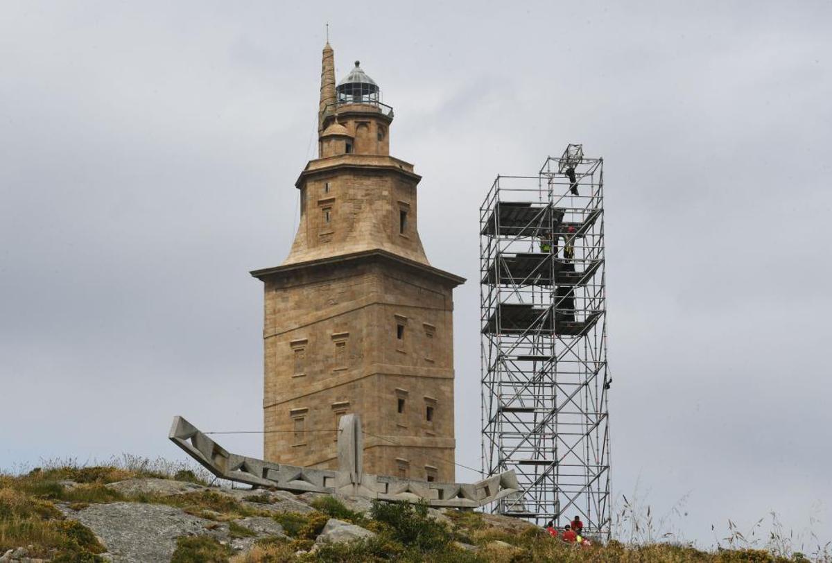Se conmemoran los diez años de la declaración de la Torre de Hércules como Patrimonio Universal.