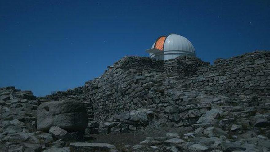 Cúpula de l&#039;Observatori Astronòmic de Castelltallat
