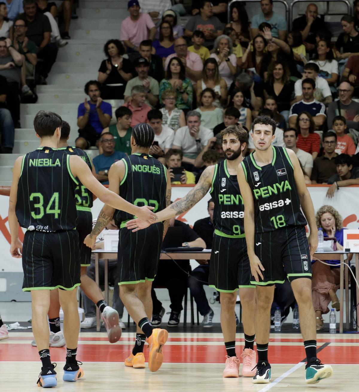 Asturias disfruta de Ricky Rubio en la victoria del Obradoiro ante el Joventut Asturias disfruta de Ricky Rubio en la victoria del Obradoiro ante el Joventut