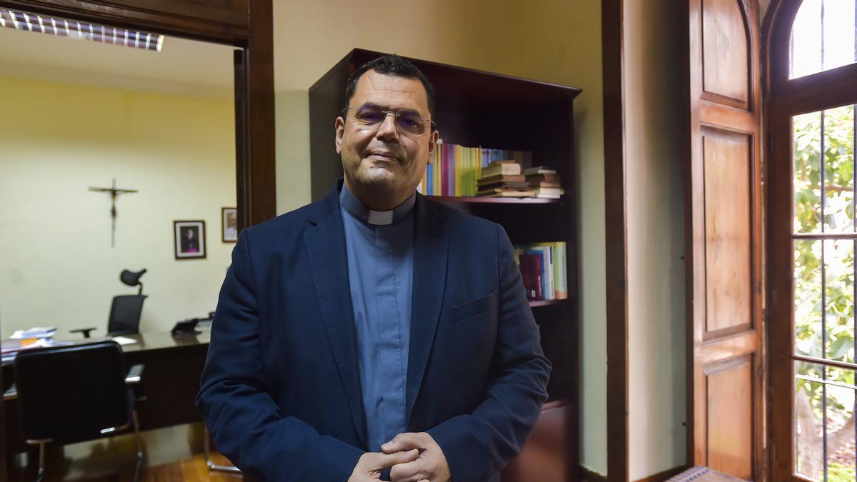 Cristóbal Déniz, Obispo Auxiliar de la Diócesis de Canarias.