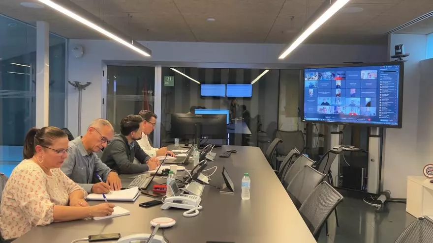 Vídeo | Así trabaja el Cecop en la sede del 112 de Extremadura