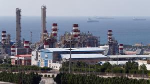 L’Iran crida a formar cadenes humanes en centrals elèctriques davant la imminència dels atacs dels EUA